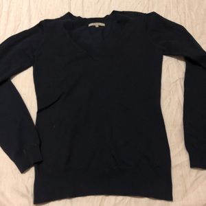 RW & CO V neck long sleeve sweater